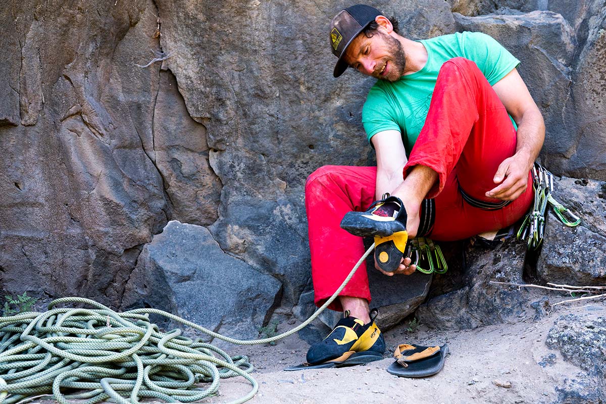 right rock climbing shoes